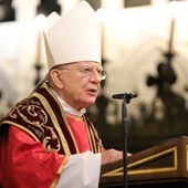 Abp Jędraszewski: Kościół zrodzony z przebitego boku Chrystusa ma głosić prawdę o swoim Mistrzu