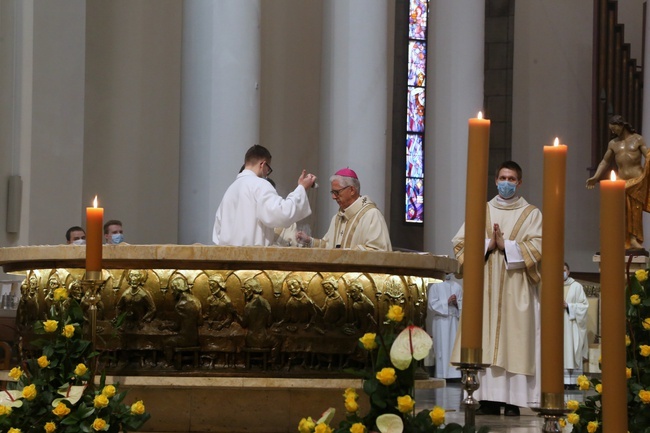 Niedziela Wielkanocna w katowickiej katedrze 