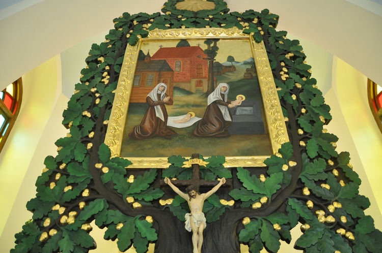 Ołtarz w Kaplicy Narodzenia św. Stanisława. Autorem ramy obrazu jest Jan Karczmarczyk. 