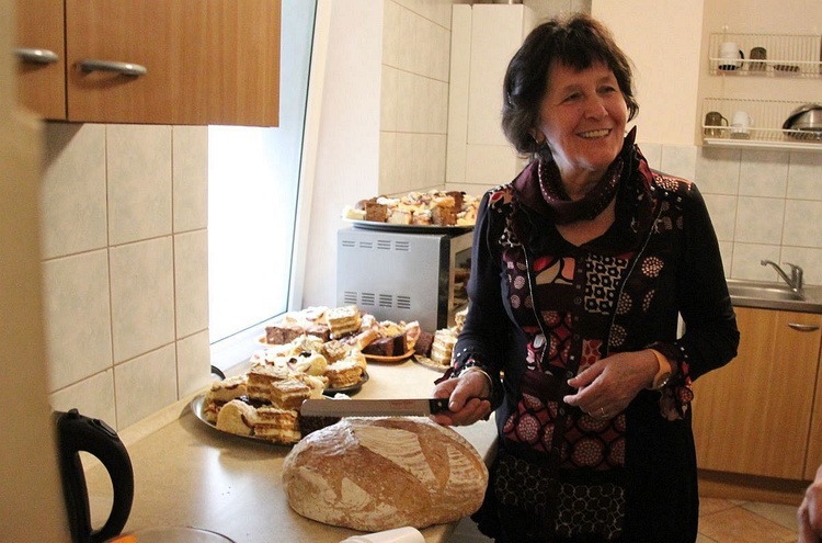 Zofia Czyrny, w której pracowni powstały nowe fartuchy pań gotujących w Kuchni Brata Alberta.