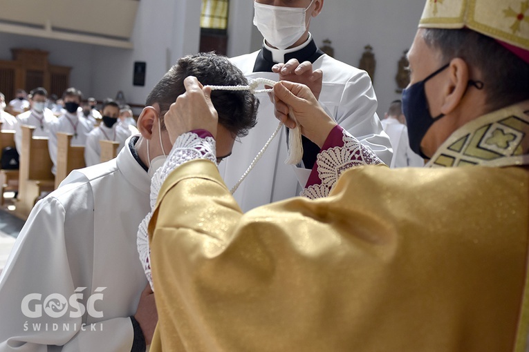 Błogosławieństwo ceremoniarzy i lektorów w diecezji świdnickiej 2021