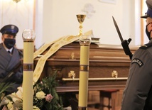 Ostatnie pożegnanie ks. Pawła Mieleckiego w kościele w Kętach.