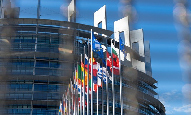 Szef PE: Władze Rosji szukają wrogów, będzie odpowiedź UE na sankcje