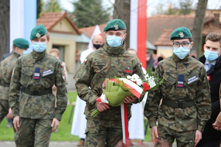 Uroczystość 40. rocznicy 3-majowej Mszy św. "Solidarności" w Andrychowie - 2021