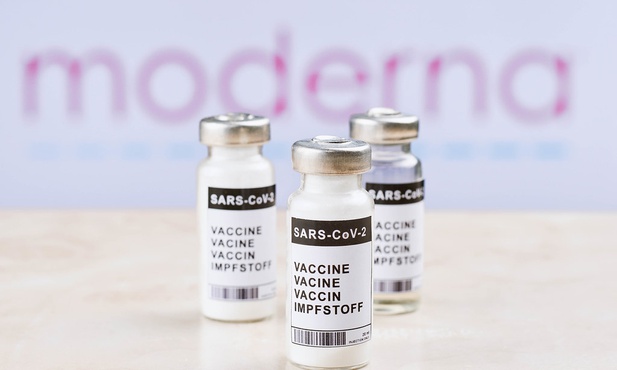 Moderna: Trzecia dawka szczepionki chroni przed wariantami z Brazylii i RPA