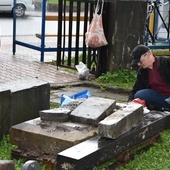 Nowy Targ. Prace porządkowe na cmentarzu żydowskim 