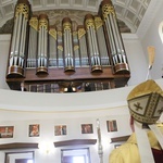 Organy w Dąbrowie Tarnowskiej