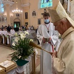 Polanica-Zdrój. Majówka, I Komunia św. i bierzmowanie z biskupem seniorem