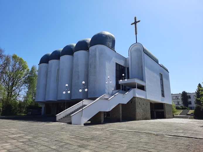 Jastrzębie-Zdrój. Kościół NMP Matki Kościoła