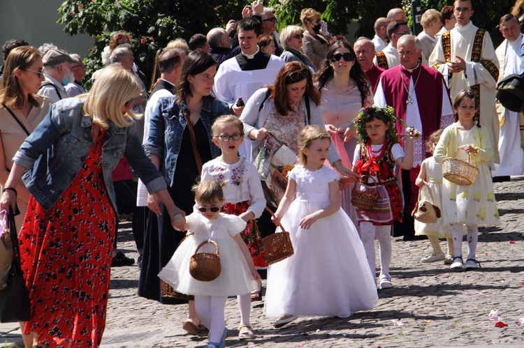 Boże Ciało 2021. Procesja z Wawelu na Rynek Główny