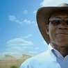 Charles Mutua Mully opowiada w filmie o swoim życiu i działalności charytatywnej.