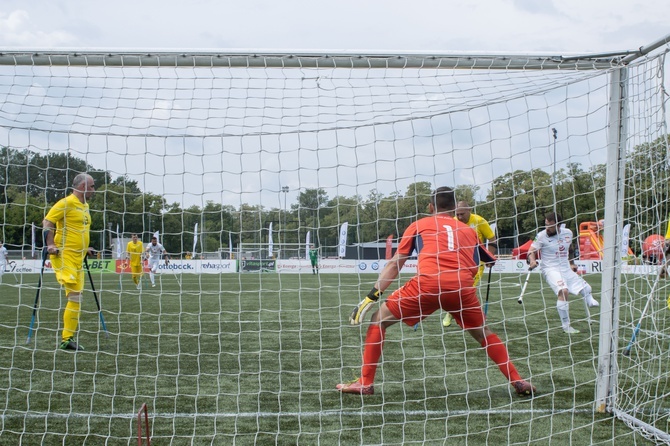 Amp Futbol Cup na Bemowie