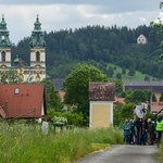 Przyszli do Matki