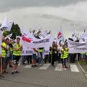 Jastrzębie-Zdrój. Protest górników przed siedzibą JSW [ZDJĘCIA]