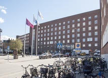 Słynny szwedzki szpital kończy z operacjami tzw. zmiany płci u dzieci i młodzieży 