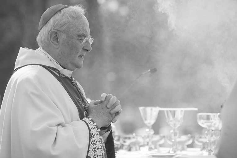 Zmarł abp Henryk Hoser. Służył z miłością