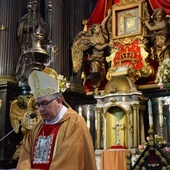 Mszy św. za ojczyznę przewodniczył bp Wojciech Osial.