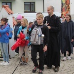 Postój pielgrzymów jasnogórskich z Hałcnowa w Bielanach - 2021