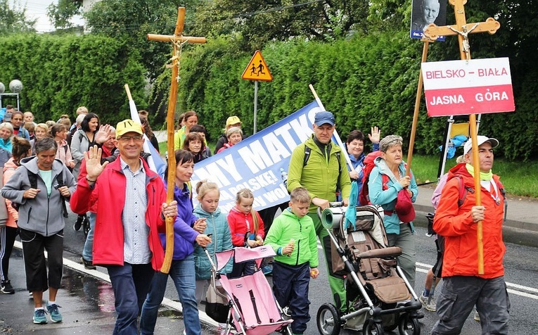 6 sierpnia z Halcnowa wyruszyła 30. Piesza Pielgrzymka Diecezji Bielsko-Żywieckiej na Jasną Górę.