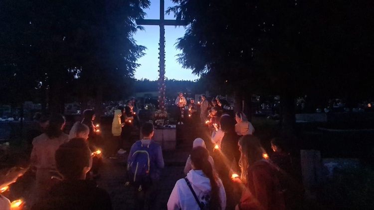 Dzieci Maryi w Międzybrodziu Bialskim