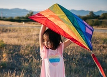 Wytyczne dla szkół w Szkocji: już 4-latki mogą się uznać za transpłciowe