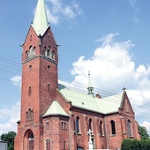 	Poświęcona w 1910 r. świątynia parafialna.