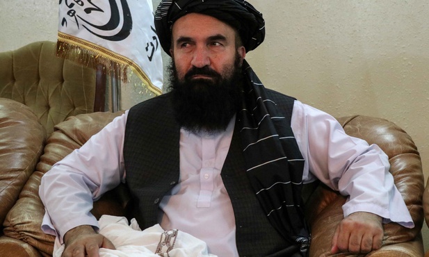Talibowie mogą warunkowo zostać na Twitterze, Donald Trump - nie