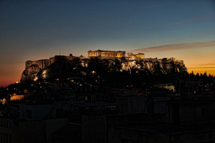 Ateny. Miasto przesiąknęte mitologią, historią i dobrymi smakami