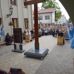 Symbole ŚDM w skarżyskiej Ostrej Bramie