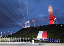Uroczystości rocznicowe na Westerplatte po raz kolejny zorganizowały wojsko i MON.