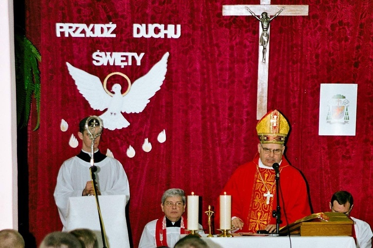 Biskup Marian Duś na naszych zdjęciach