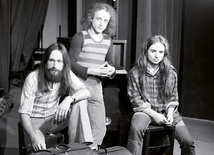 SBB w składzie (od lewej): Jerzy Piotrowski, Józef Skrzek, Apostolis Anthimos, rok 1974.