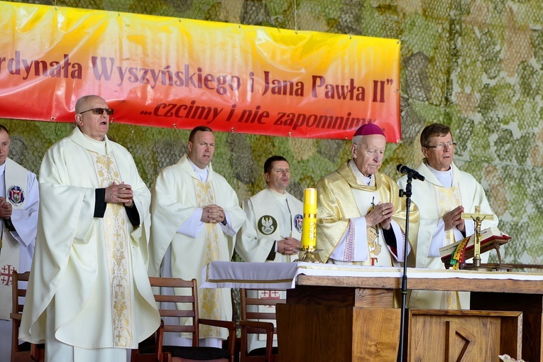 Dzień Pamięci Stefana Kardynała Wyszyńskiego i Jana Pawła II