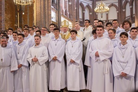 Promocja nowych lektorów i ceremoniarzy odbyła się 9 października w bazylice katedralnej przy ul. Floriańskiej.