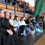 V Diecezjalne Spotkanie Młodzieży - panel dyskusyjny, pokaz grup