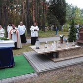 Pochówek na cmentarzu komunalnym w Stalowej Woli.