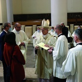 Inauguracja diecezjalnego etapu synodu w katedrze Chrystusa Króla w Katowicach.