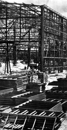 Stalowa Wola była sercem Centralnego Okręgu Przemysłowego. Na zdjęciu: budowa huty.