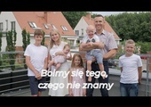 Dominik – chłopiec z Zespołem Downa, który zmienia serce na lepsze