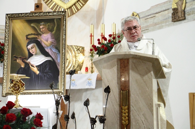 Wprowadzenie relikwii św. Rity do parafii MB Różańcowej na Piaskach Nowych