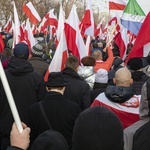 Marsz Niepodległości zakończył się na błoniach Stadionu Narodowego