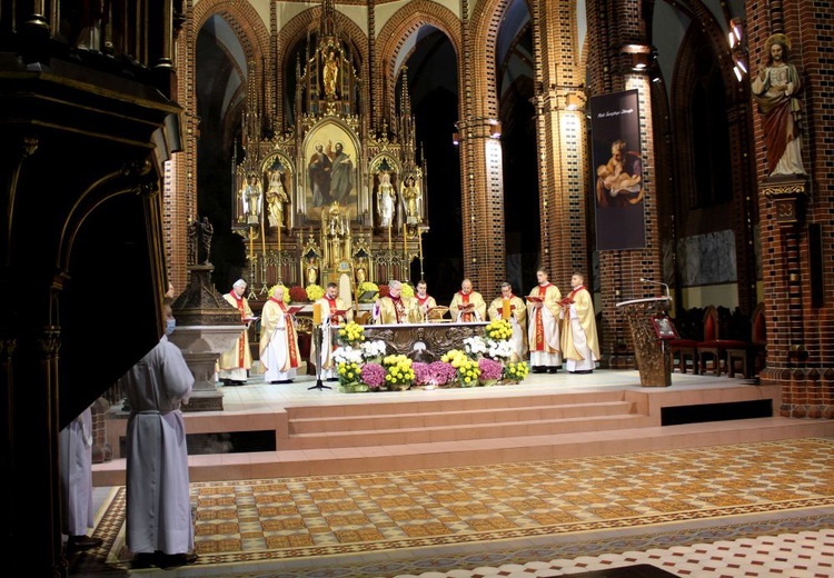 25 lat kształcenia muzyków kościelnych 