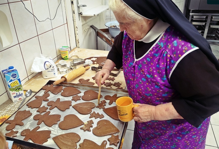 Z s. Anielą Garecka ci się upiecze!