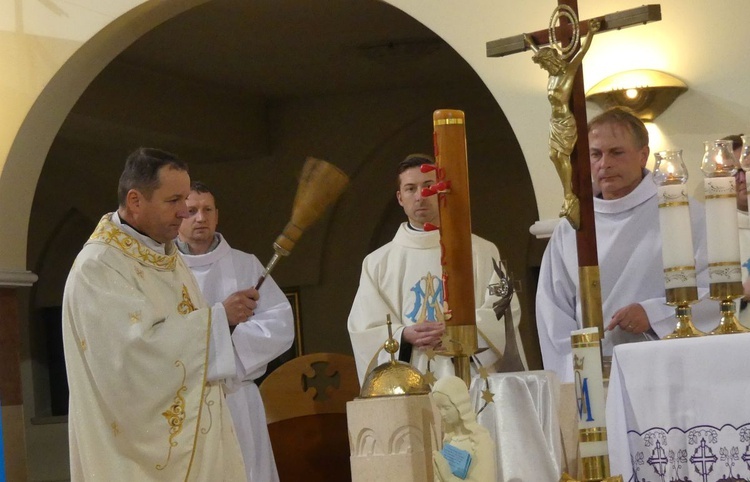 Uroczystość wprowadzenia relikwii bł o. Franciszka Marii od Krzyża Jordana do kościoła salwatorianów w Cygańskim Lesie.