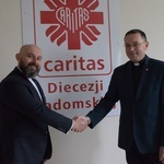 2021.08.30 - Nowym dyrektorem Caritas Diecezji Radomskiej został ks. Damian Drabikowski, jego zastępcą - ks. Karol Piłat.