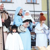 Na rynku czekała już Święta Rodzina.