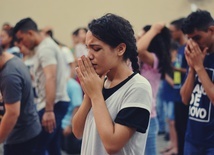 Birma: Kościół wzywa katolików do modlitwy o pokój