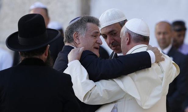 Rabin Skórka to przyjaciel papieża.