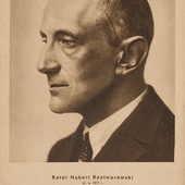 	Przed wojną był luminarzem literackim, m.in. członkiem Polskiej Akademii Literatury. Jego fotografię wydrukowano m.in. w serii pocztówek przedstawiających portrety pisarzy polskich.