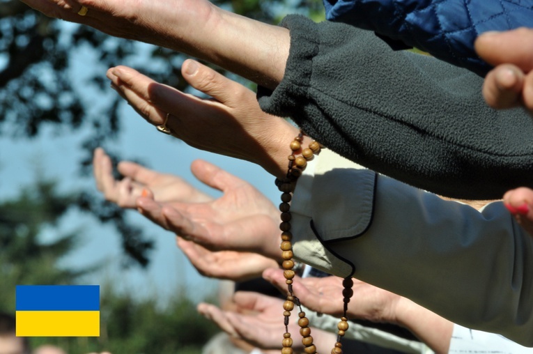 W odpowiedzi na to, co się dzieje na świecie, podejmijmy modlitwy za Ukrainę.